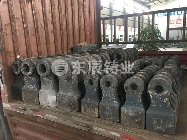 耐磨合金錘頭發(fā)貨現場